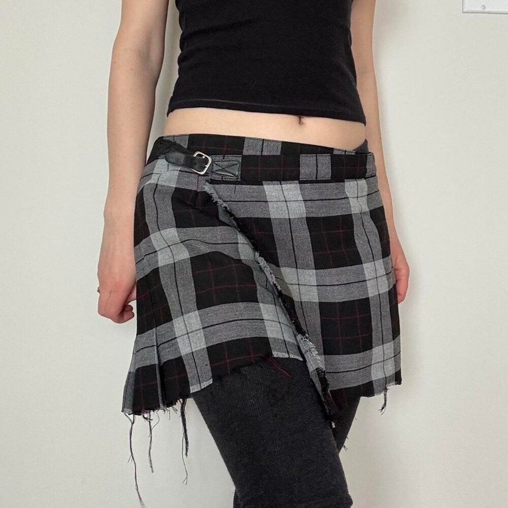 Plaid Wrap Buckle Mini Skirt in Black and Gray